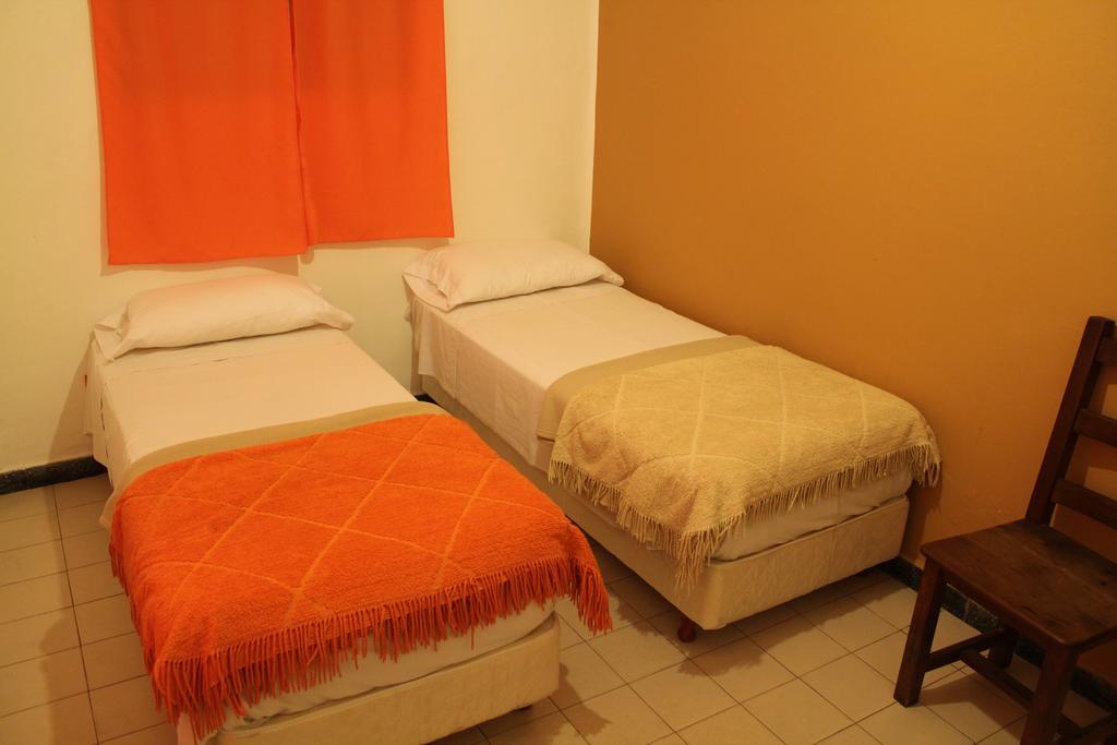 Turning Point Hostel Córdoba Ngoại thất bức ảnh