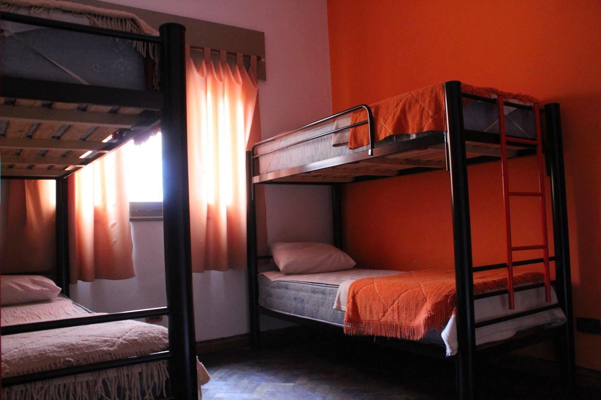 Turning Point Hostel Córdoba Ngoại thất bức ảnh